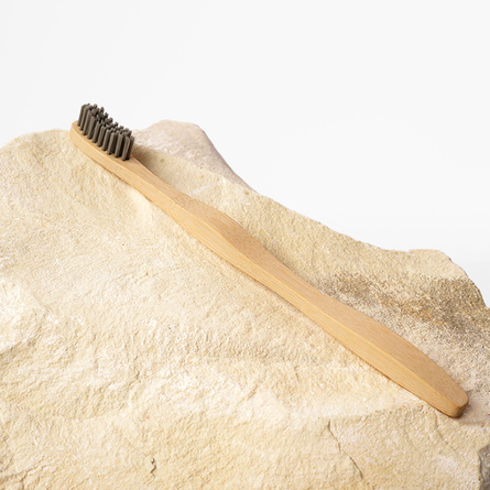 Barq - Bamboo Brush Бамбуковая зубная щётка, графит – интернет-магазин Ле’Муррр